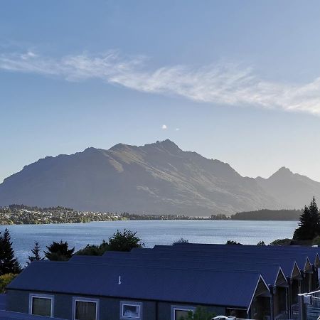 Alpine Village Views Queenstown Extérieur photo