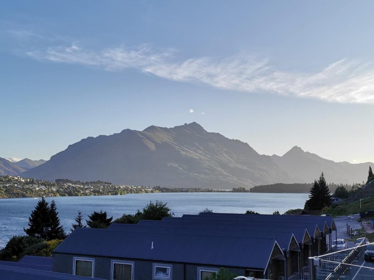 Alpine Village Views Queenstown Extérieur photo