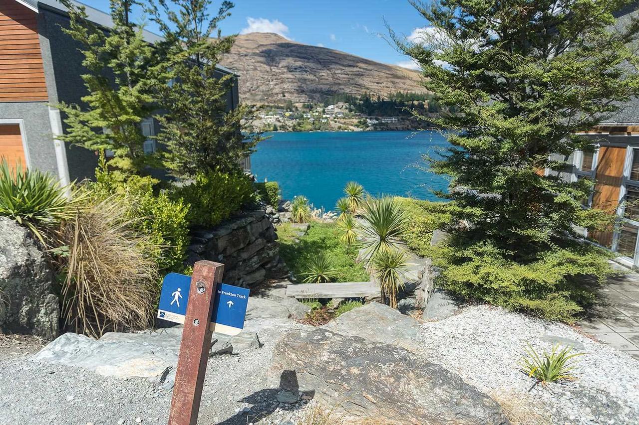 Alpine Village Views Queenstown Extérieur photo